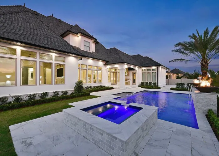 pool & spa water feature with night lights