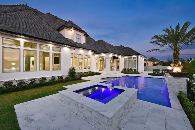 pool & spa water feature with night lights